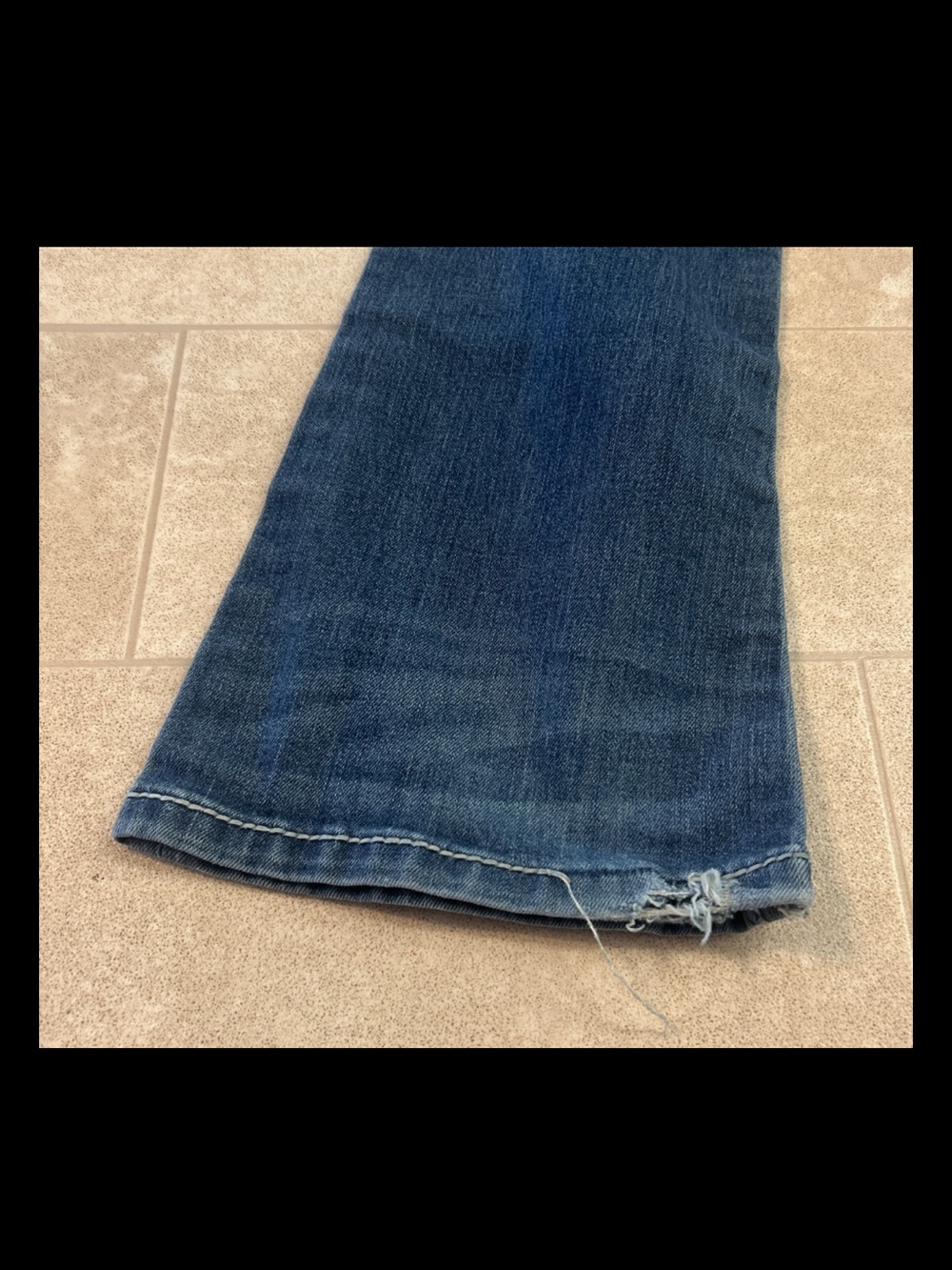 Miss Me Girls Snowflake Bootcut Jeans Thick Stitch JK7644B Rhinestone Size 10 - Picture 2 of 6